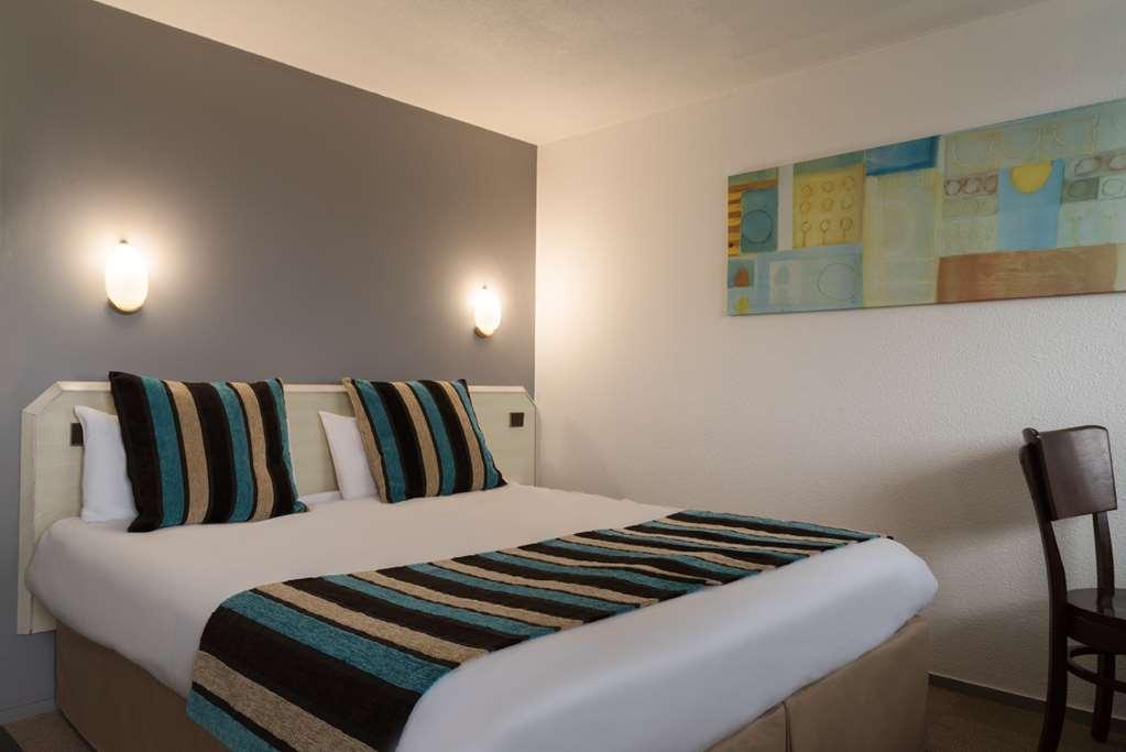 Sure Hotel By Best Western Biarritz Aeroport Anglet Pokoj fotografie